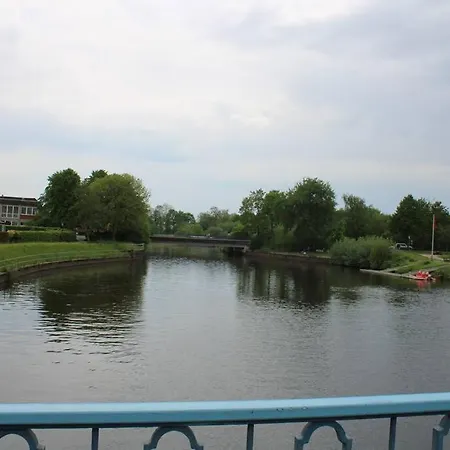 Hollaender Flair פרידריכשטאדט