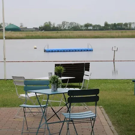 Hollaender Flair דירה