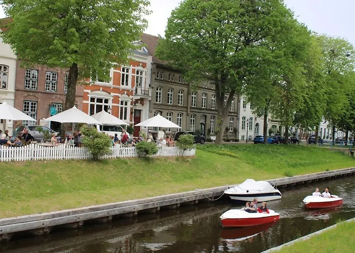 Hollaender Flair * フリードリッヒシュタット